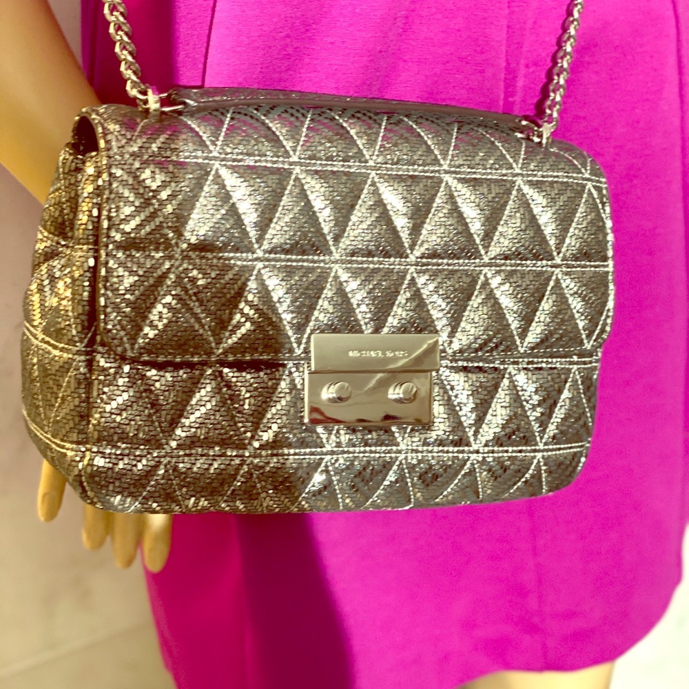 silver michael kors bag - Picture 2 of 8